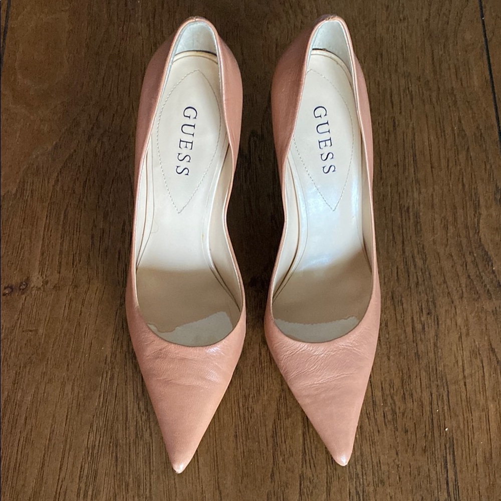 Guess Tan Heels Elegant Pointed-Toe Pumps